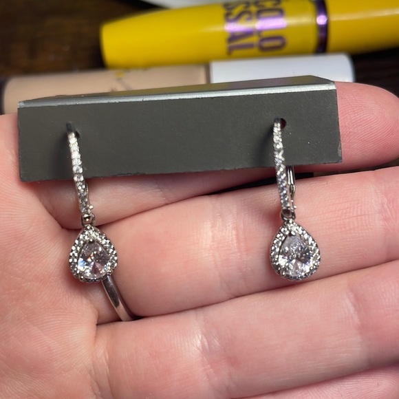 Primrose cubic zirconia sterling silver earrings - Picture 1 of 4